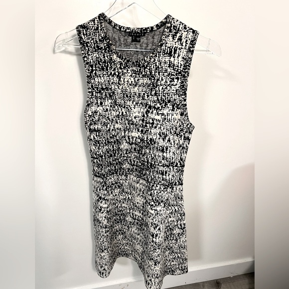 Theory Alancy C Tweedscape Sleeveless Dress size Small - Picture 3 of 11